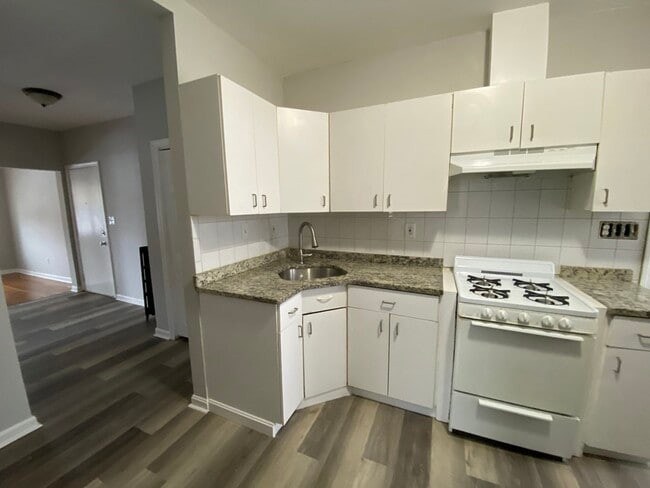 Photo - 25 Business St Apartments Unit 1