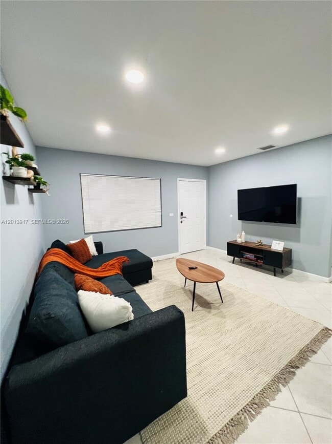 Photo - 280 NW 55th St Unit 282