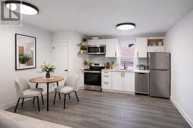 Photo - 2039 Davenport Rd