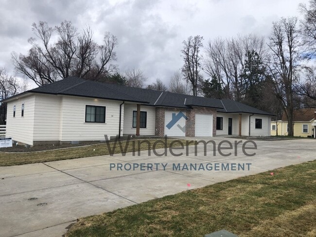 Photo - 14/16 W. Tietan Street Unit 16