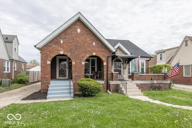 Photo - 5414 E 10th St