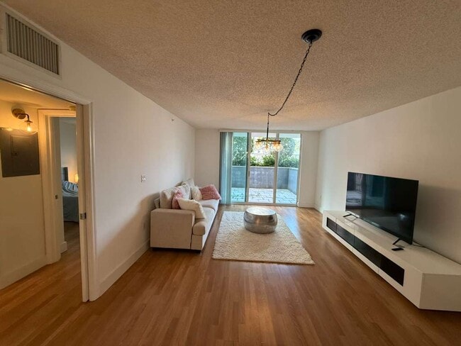 Photo - 1155 Brickell Bay Dr Unit 606