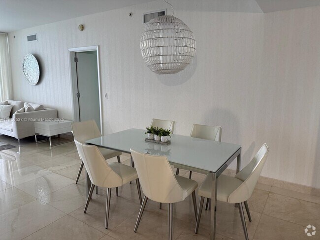 Building Photo - 17121 Collins Ave Unit 3506 Rental