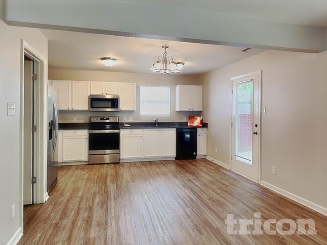 Photo - 7242 Fox Point Dr