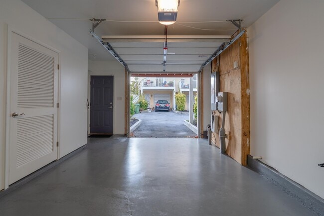 Photo - 132 N Duncan St