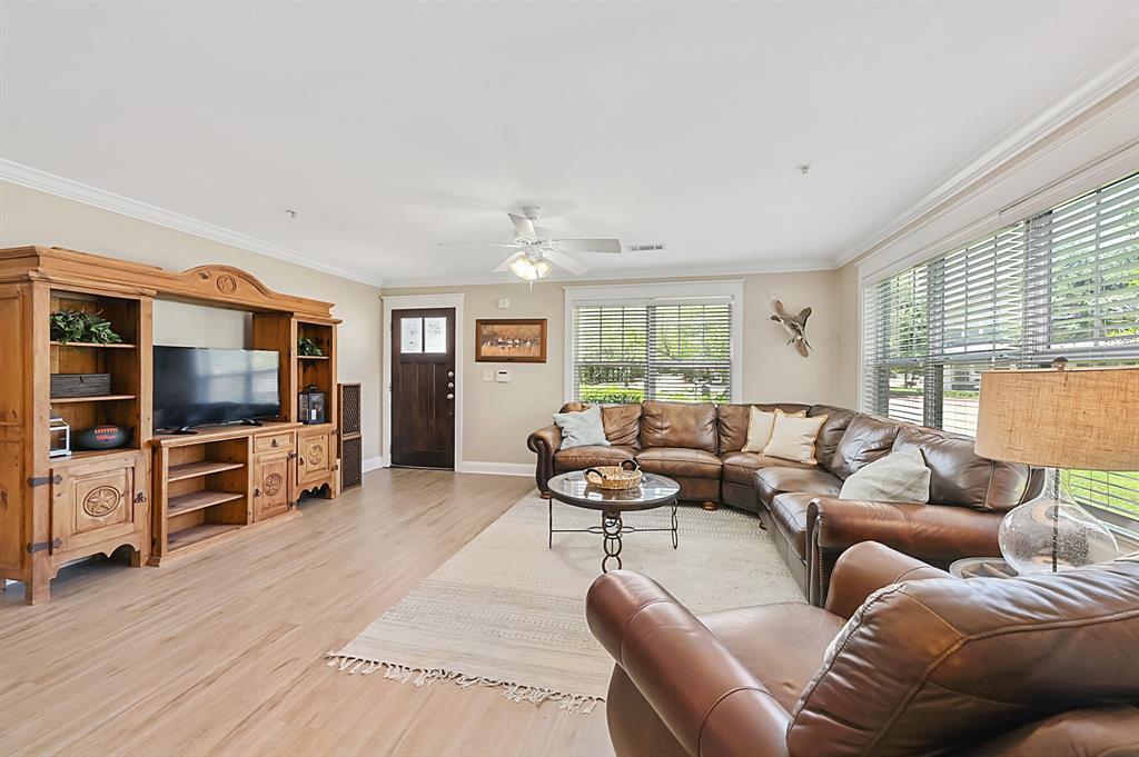 Photo - 1725 Harvey Mitchell Pkwy S (College Station, TX)