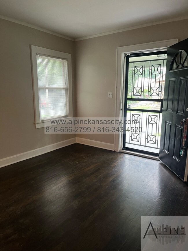 Photo - Updated Bungalow, Vouchers OK