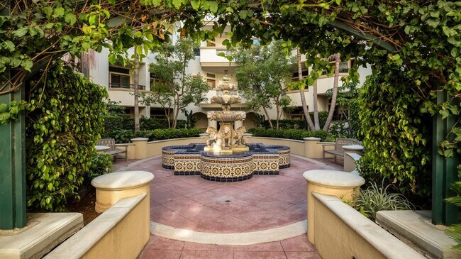 Photo - 1040 Glendon Ave Unidad 2188