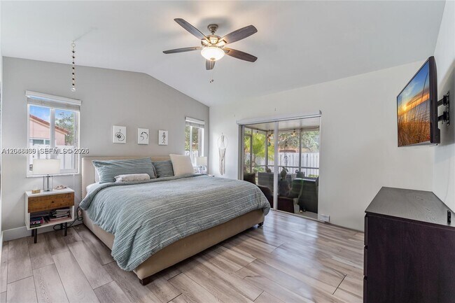 1356 Presidio Dr