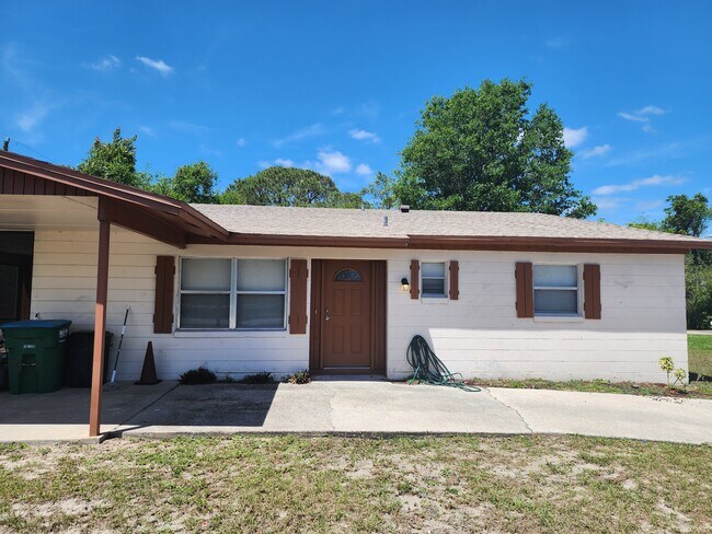 Photo - 369 Diamond St