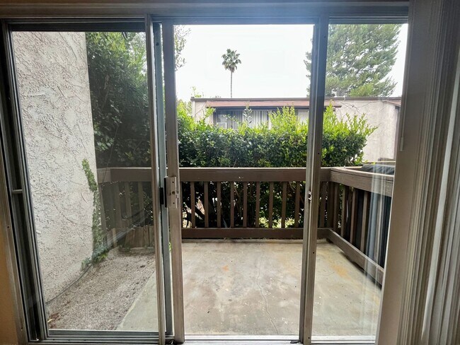 Photo - 318 Miraleste Dr Unit #143