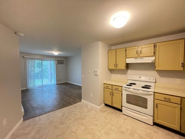 Photo - 12 East Side Dr Unit 209