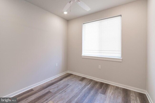 Photo - 644 N 38th St Unidad A