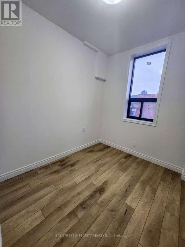 Photo - 71 Main St E Unité 2A