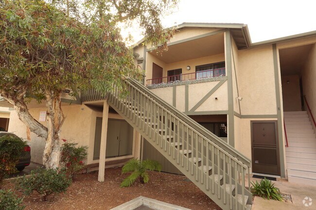 Photo - Hamilton Plaza