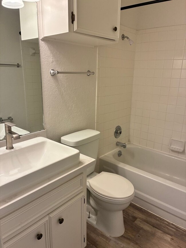 Photo - Completely Updated Home – Move In and Enjoy Modern Comfort! Unit A