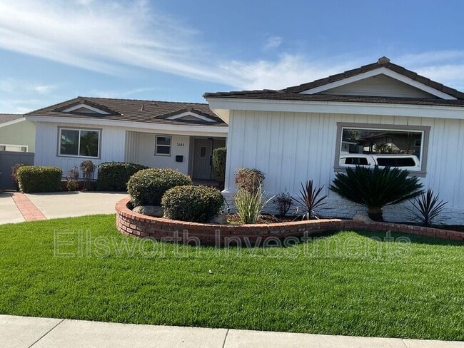 Photo - 5644 Regis Ave