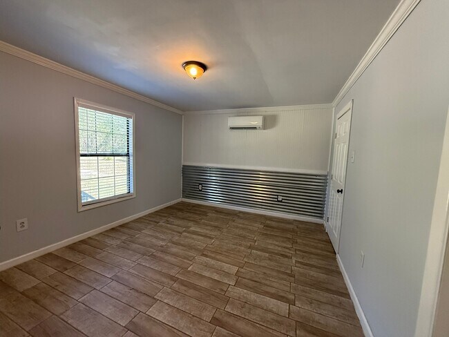 Photo - 11823 FM 355