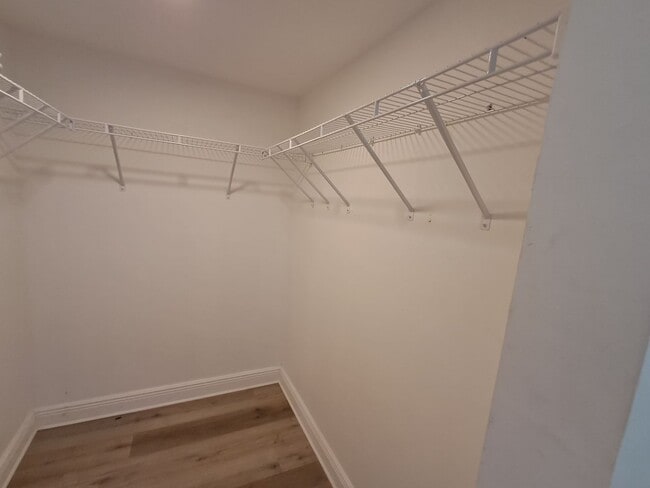 Photo - 10022 Oxfordshire Ln SW