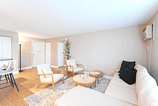 Photo - The Flats At Fox Hill