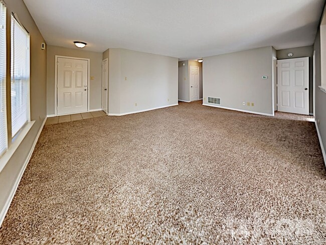 Photo - 7687 Mistflower Ln