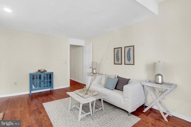 Photo - 1029 S Hanover St