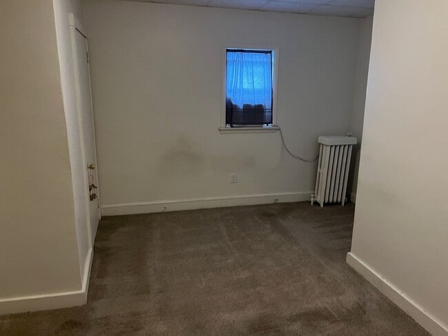 1602 Newport Ave Unit 1602 Newport Ave - 2nd Flr