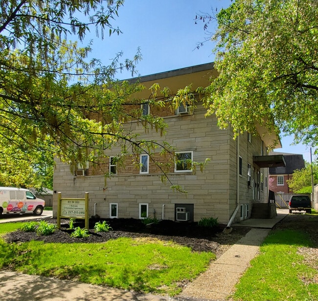 Building Photo - 811 W Hill St