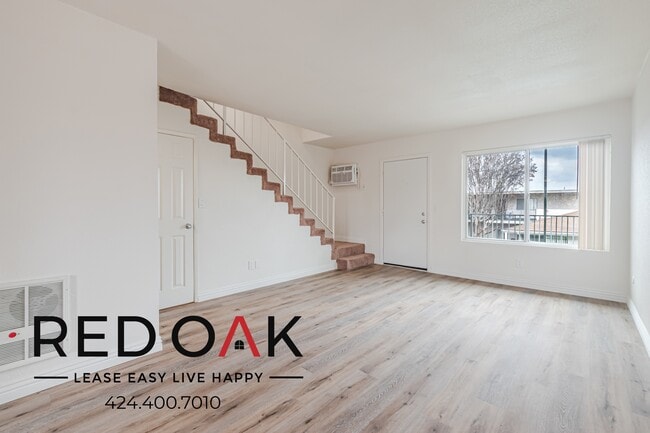 Building Photo - 1930 S Del Mar Ave Unit 30