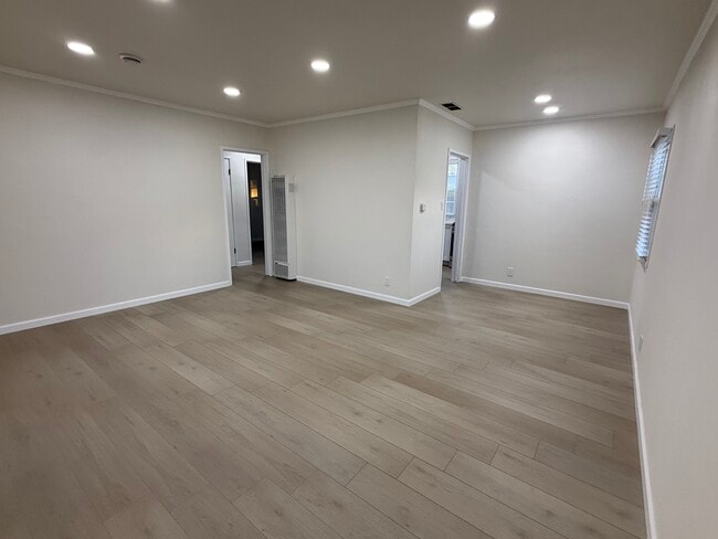 Photo - 6522 W 86th Pl