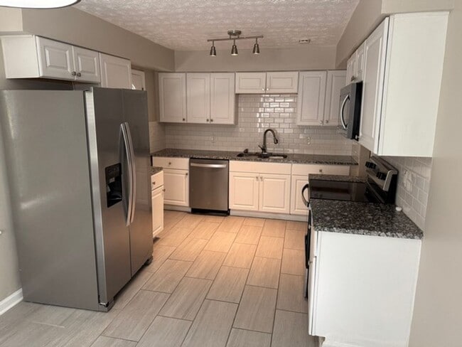 Photo - 1307 Lorenzo Dr SW