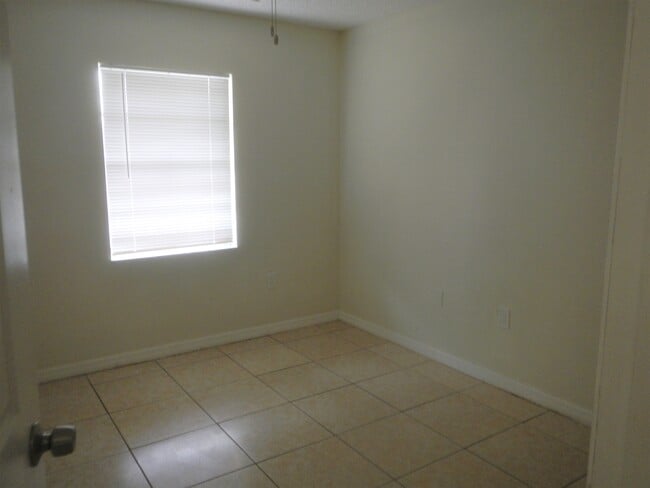 Oakcrest Apartments
