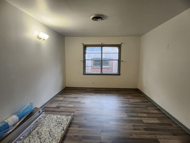 Photo - 2430 Highland Ave