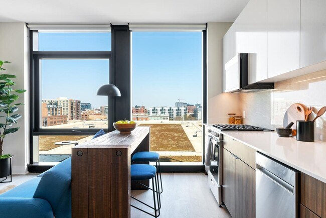 The Avra West Loop