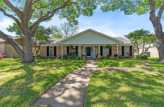 Photo - 1113 Melrose Dr House