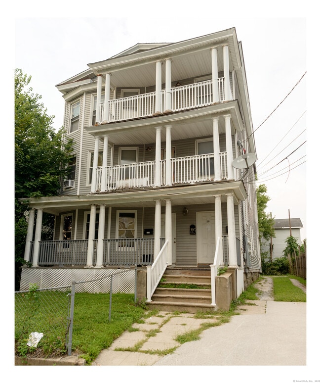 Building Photo - 59 Ward St Unit 3 Rental