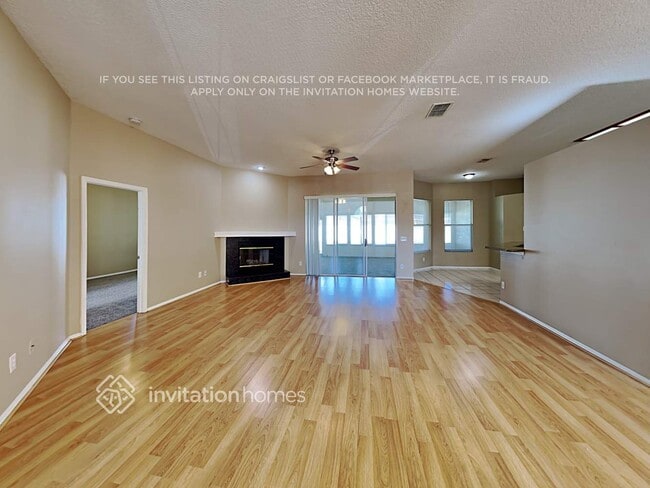 Photo - 28141 Brokenmead Path