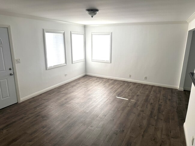 Photo - 404 Illinois St Unidad 404