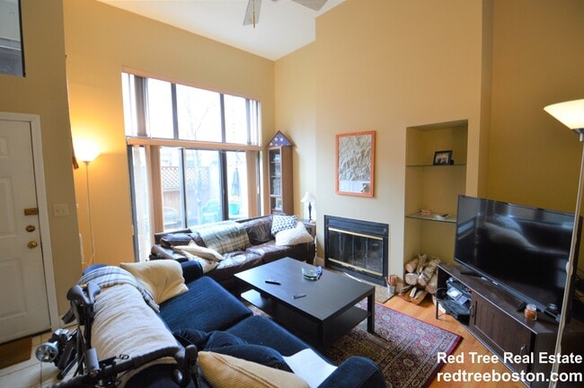 Photo - 75 Brainerd Rd