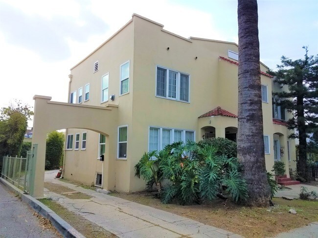 Photo - 5500 Barton Ave