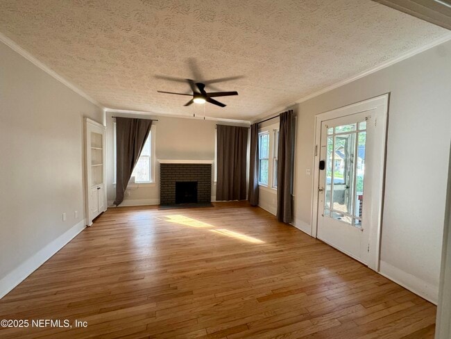 Photo - 1211 Cherry St