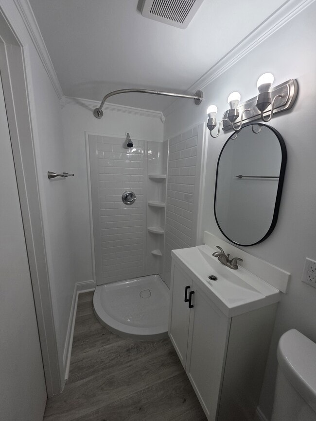 Photo - 524 Pine Needle Ct W