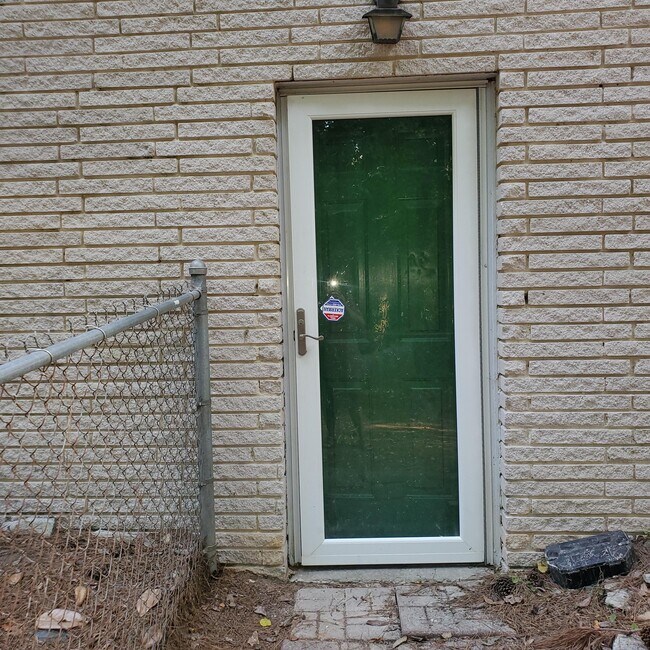 Front Door - 2540 Lake Capri Rd NW