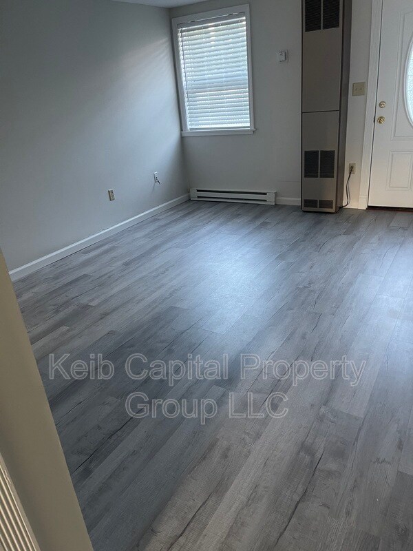 Photo - 90-92 Ford Street Unit 10