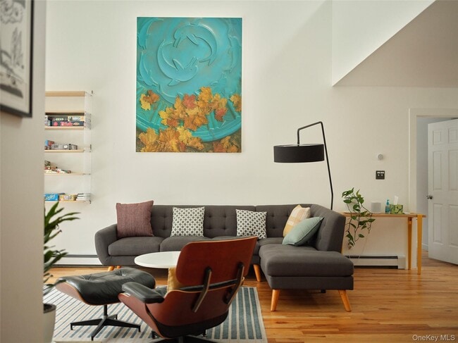 Photo - 285 Circle Rd