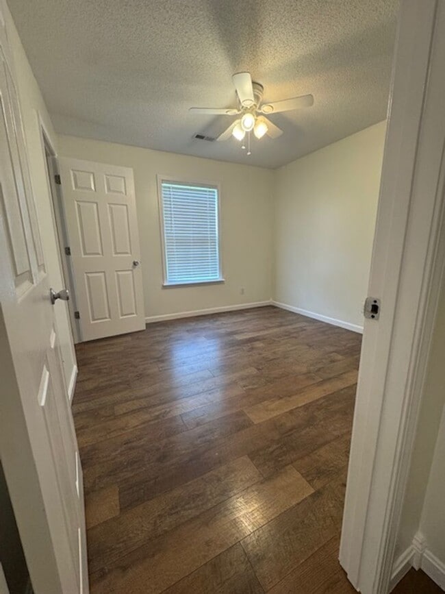 Photo - 394 Valley View Dr
