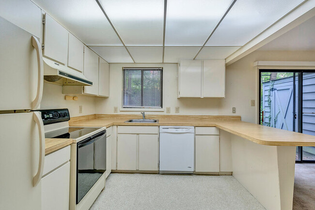 Photo - 306 Harvest Dr