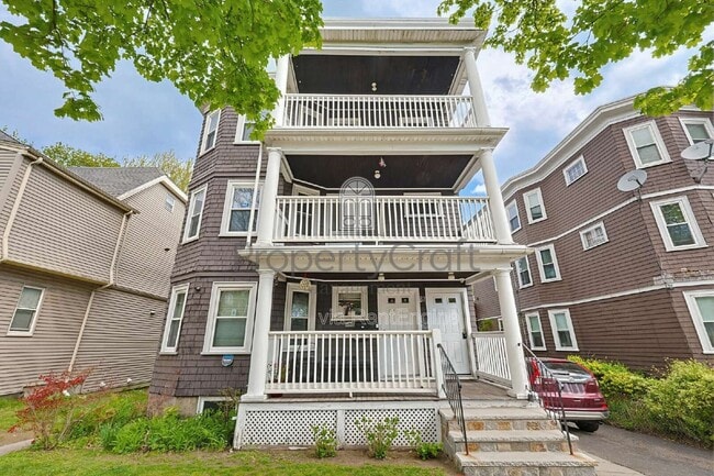 Photo - 87 Belgrade Ave Unit 3