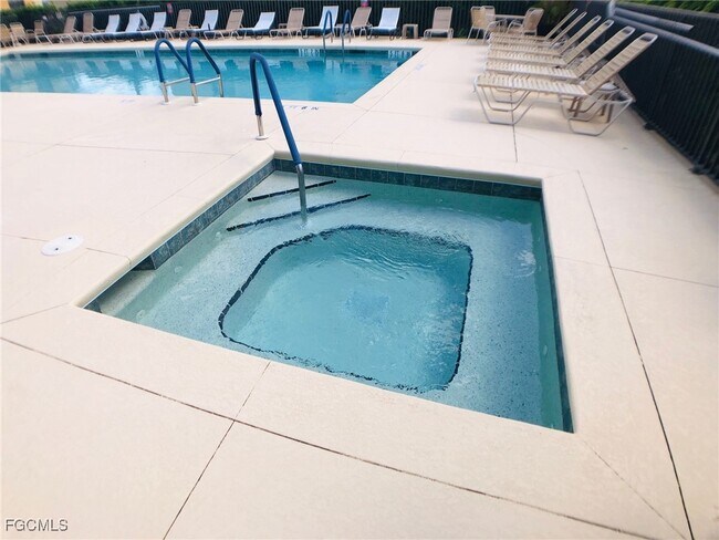 Building Photo - 13780 Julias Way Unit 1024