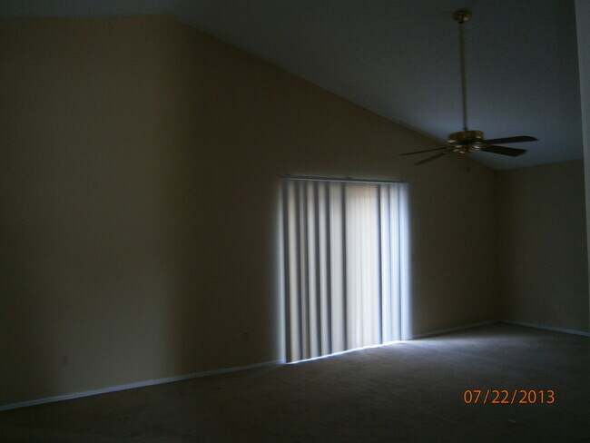 Photo - 3/2 Single Family Home with EXTRA Large Backyard